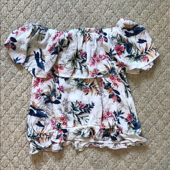 Size XS floral off the shoulder American Eagle top - Picture 1 of 1